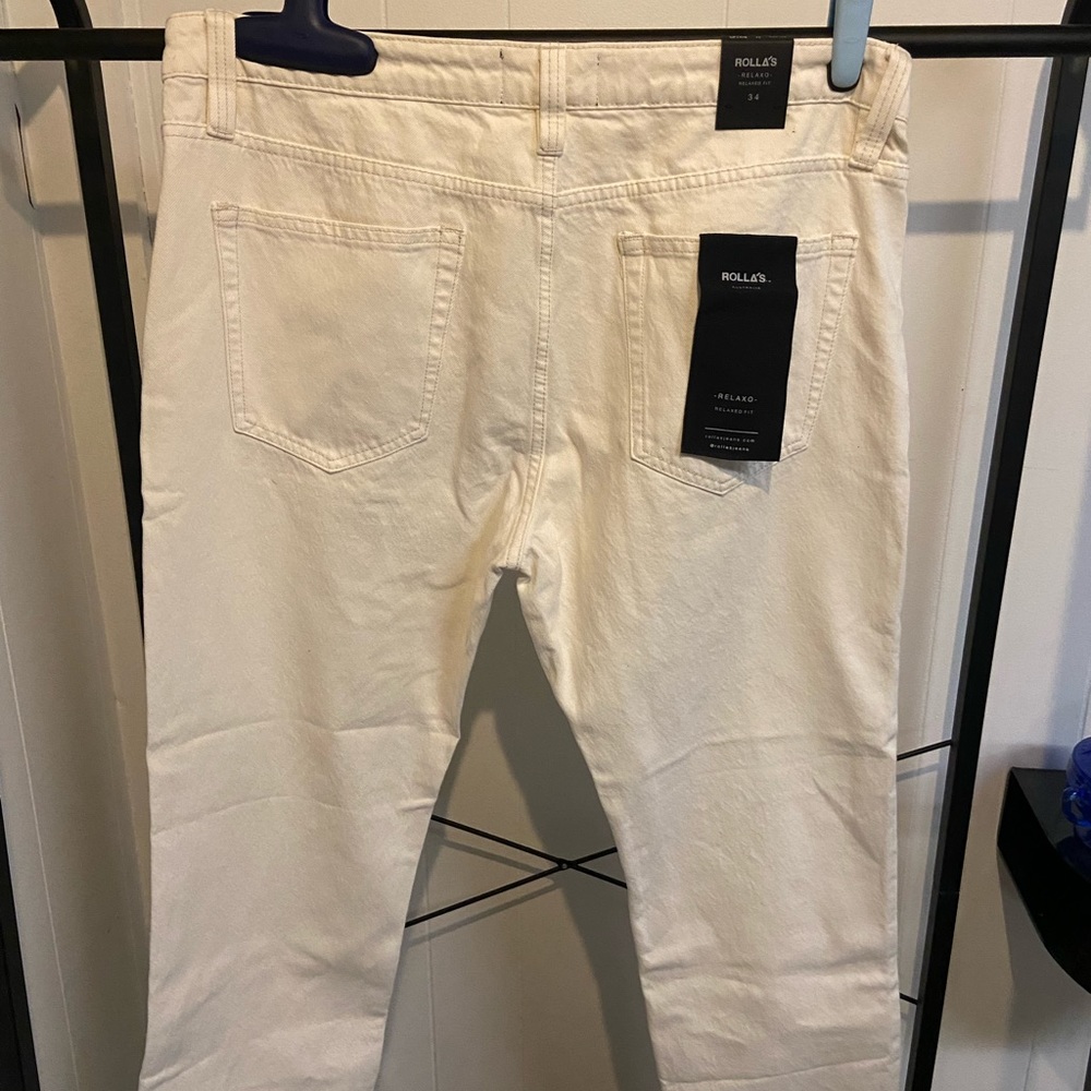 Rolla’s Relaxo white denim jeans